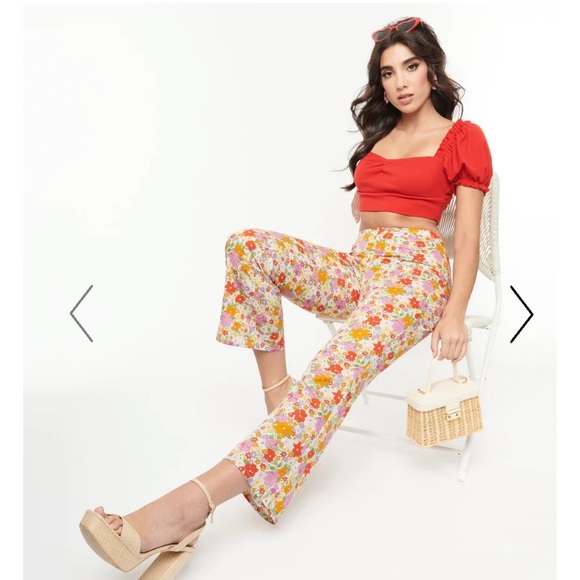 New with tags, Floral pants from Unique Vintage - Picture 1 of 4